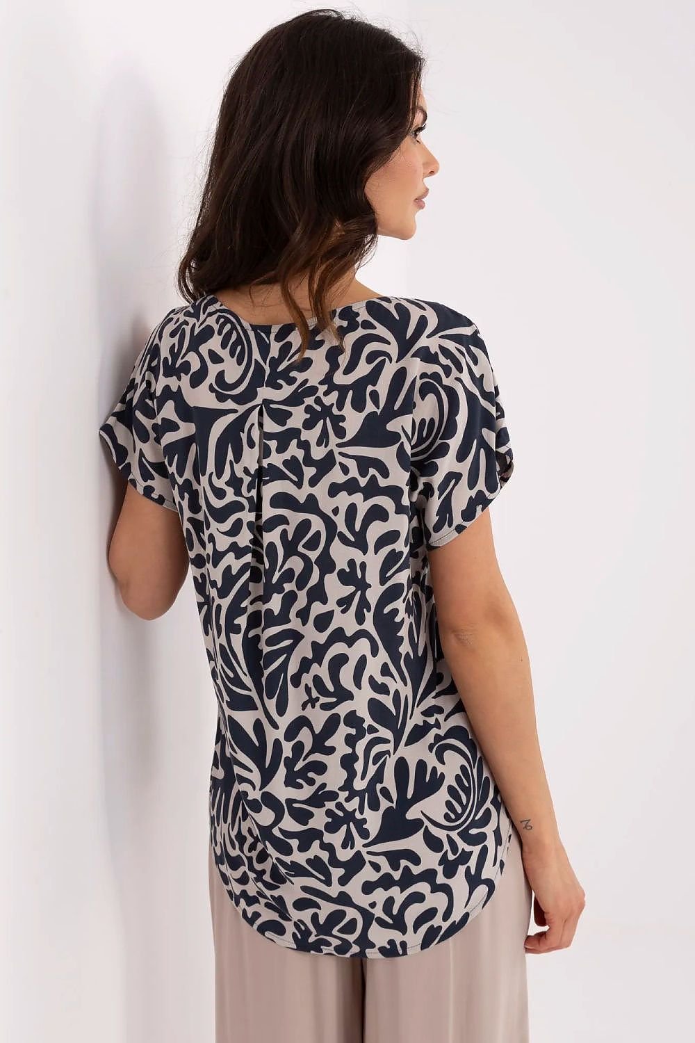 Blouse model 196918 Sublevel - ELEMODA