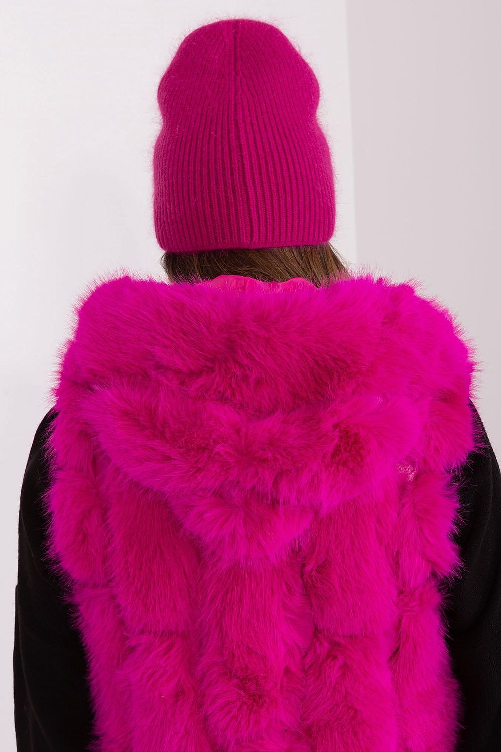 Cap model 189247 AT - ELEMODA