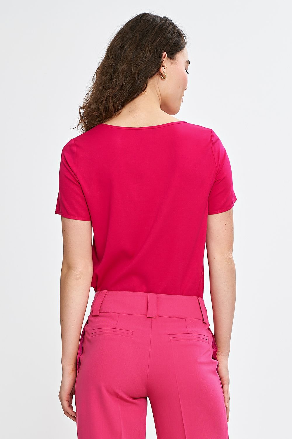 Blouse model 210089 Nife - ELEMODA