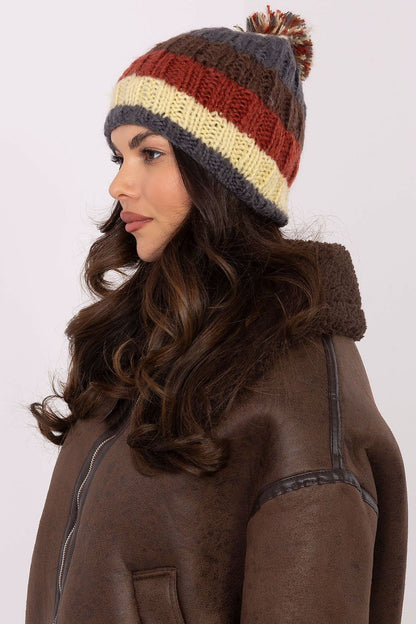 Cap model 203833 AT - ELEMODA