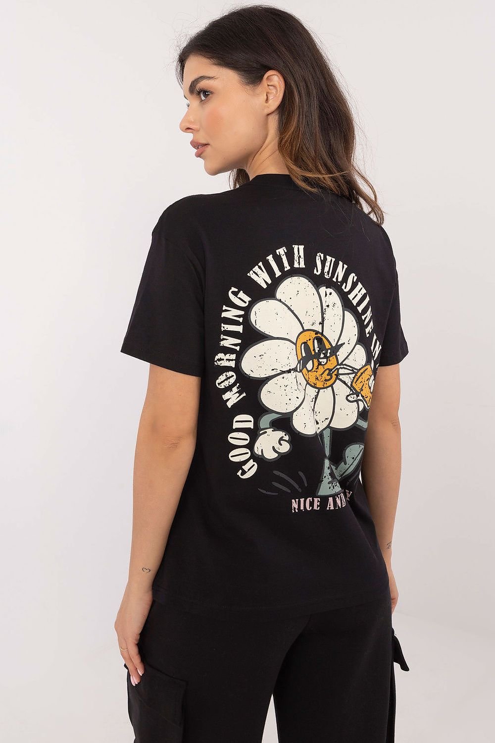 T-shirt model 208740 Sublevel - ELEMODA