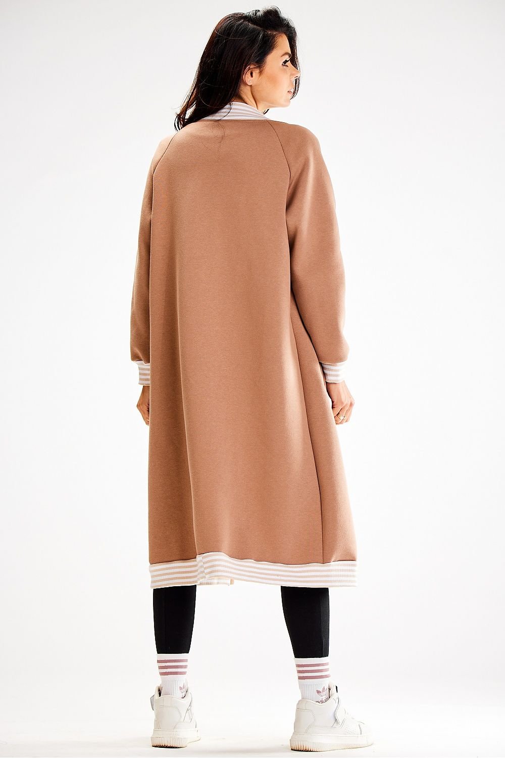 Sweatshirt model 187129 awama - ELEMODA