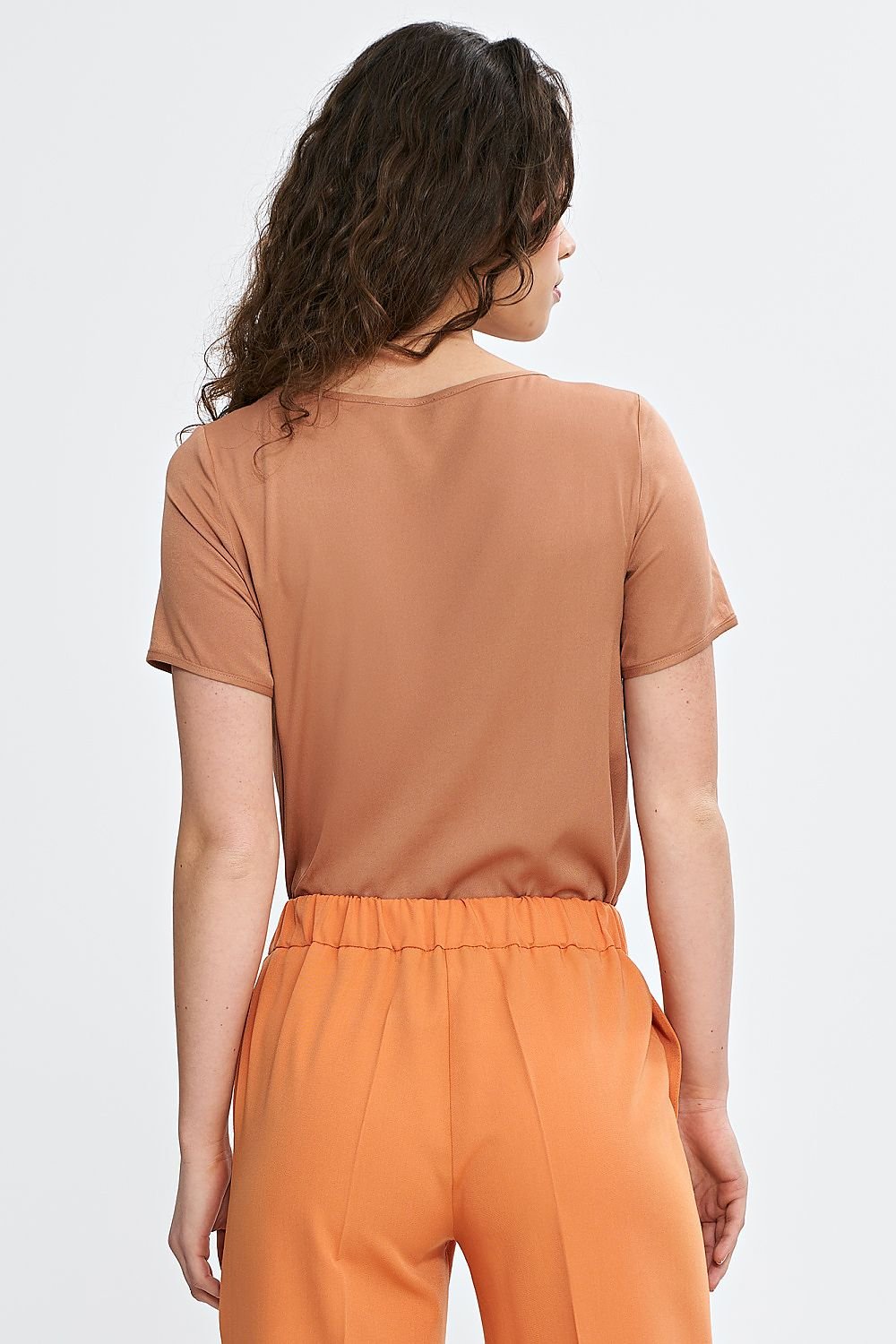 Blouse model 210089 Nife - ELEMODA