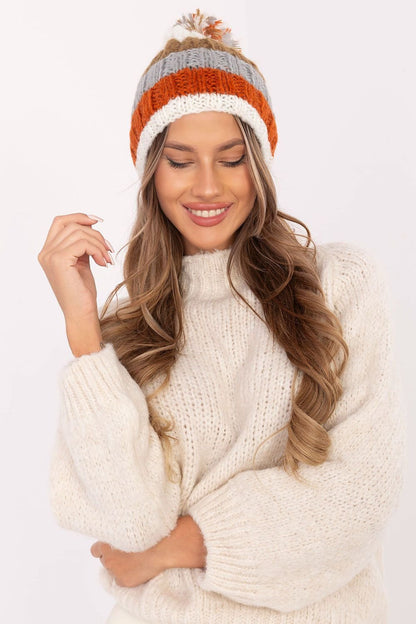 Cap model 203833 AT - ELEMODA