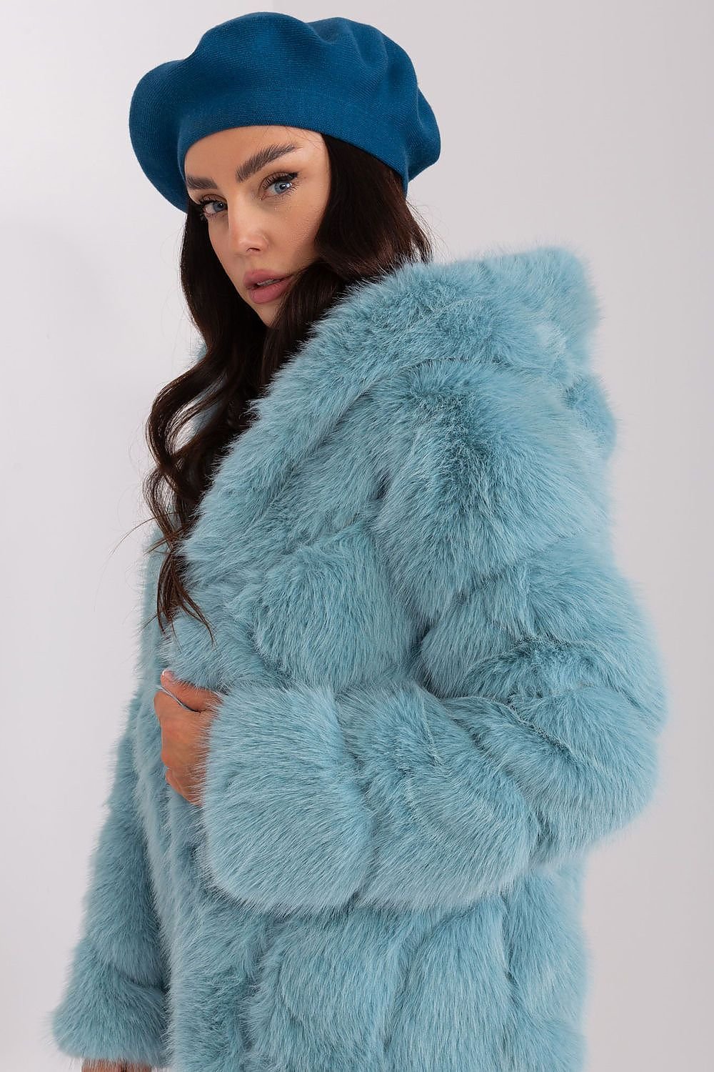 Beret model 185838 AT - ELEMODA