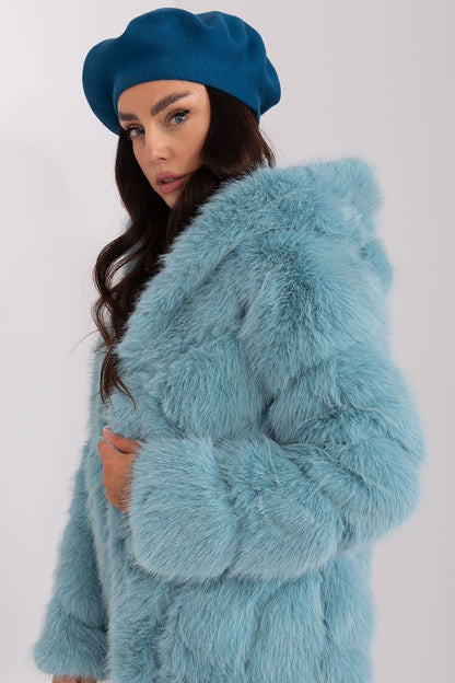 Beret model 185838 AT - ELEMODA