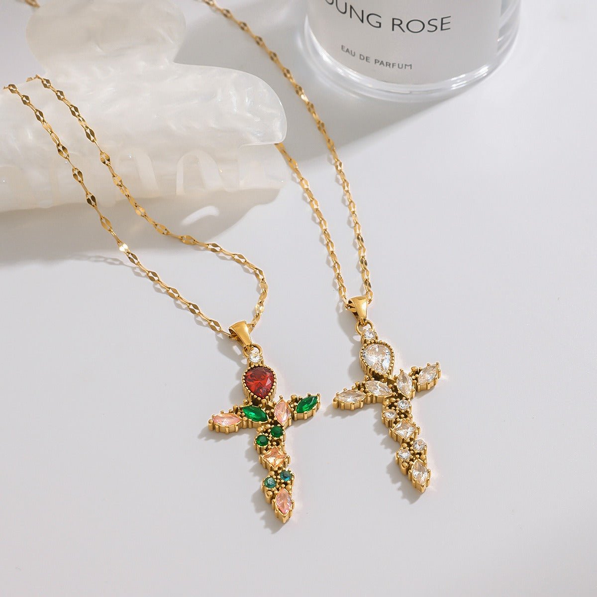 18K Gold Cross Inlaid Gemstone Design Exquisite Fashion Necklace - ELEMODA