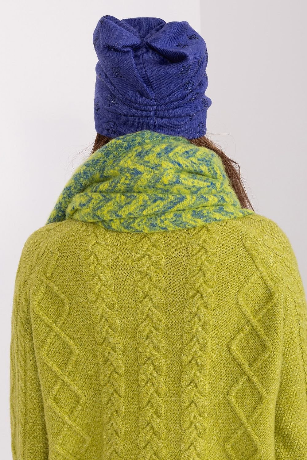 Cap model 189899 AT - ELEMODA