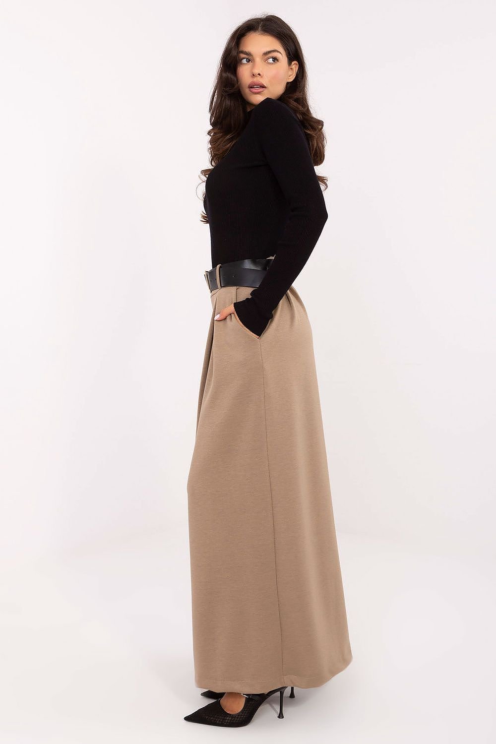 Women trousers model 218448 Italy Moda - ELEMODA