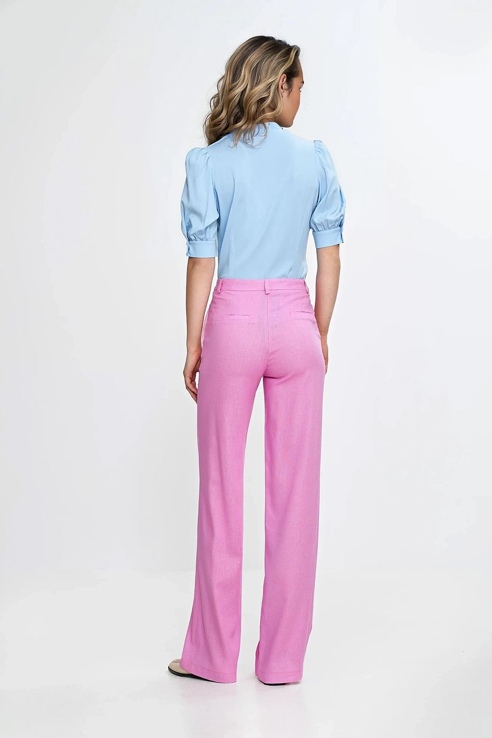 Women trousers model 211797 Nife - ELEMODA