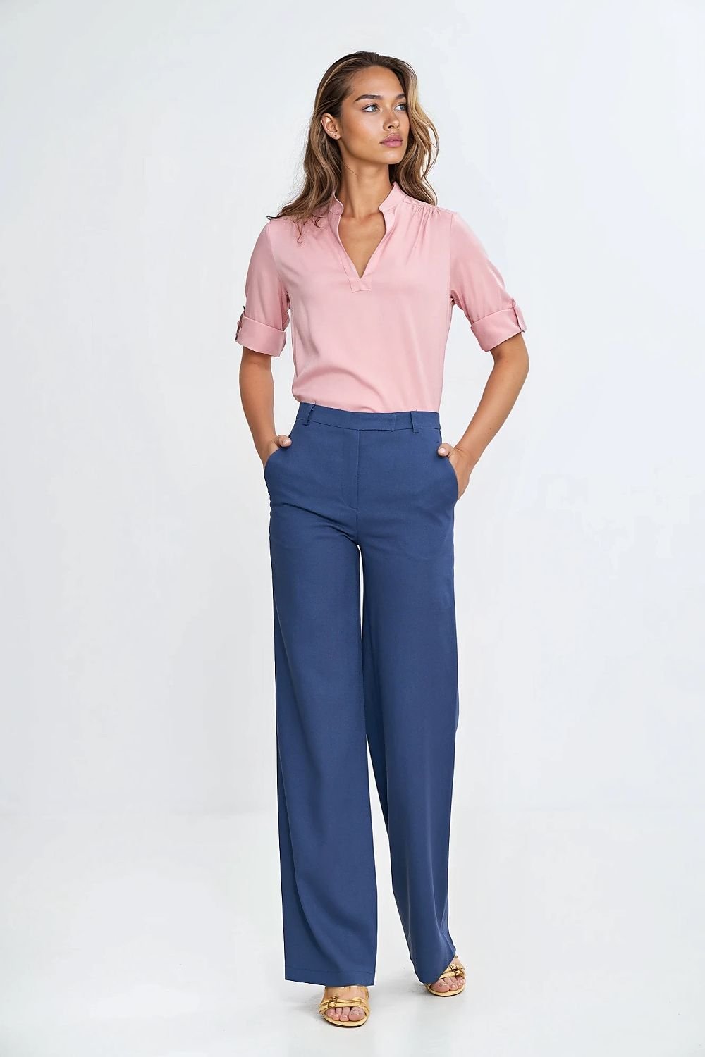 Women trousers model 211797 Nife - ELEMODA