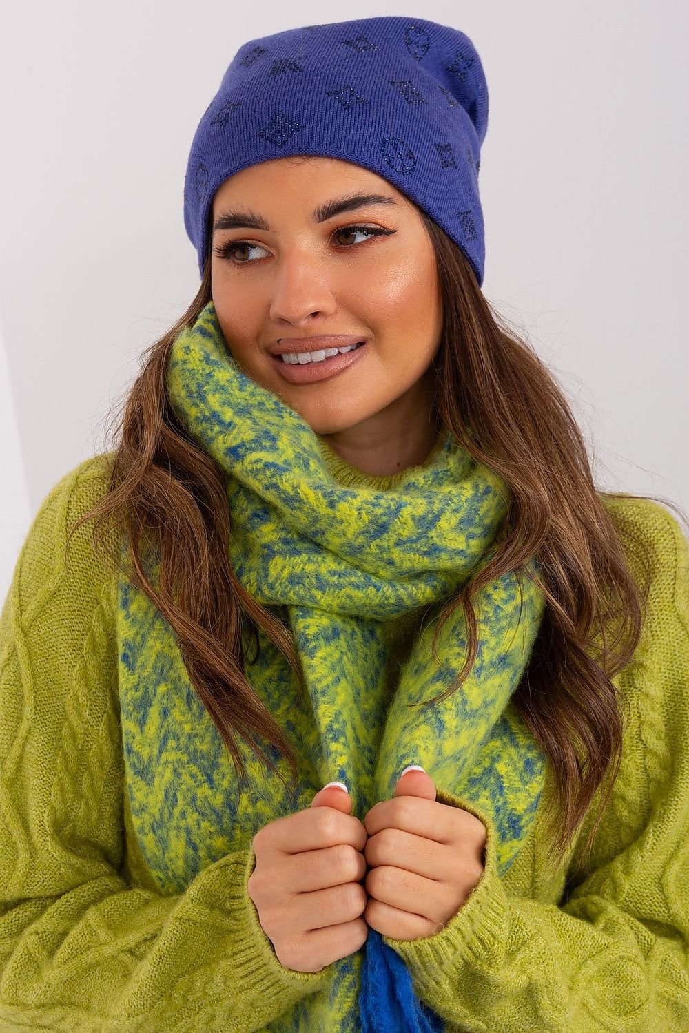 Cap model 189899 AT - ELEMODA