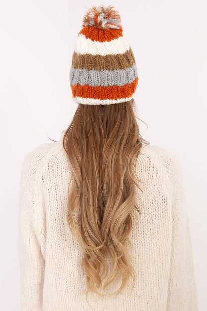 Cap model 203833 AT - ELEMODA