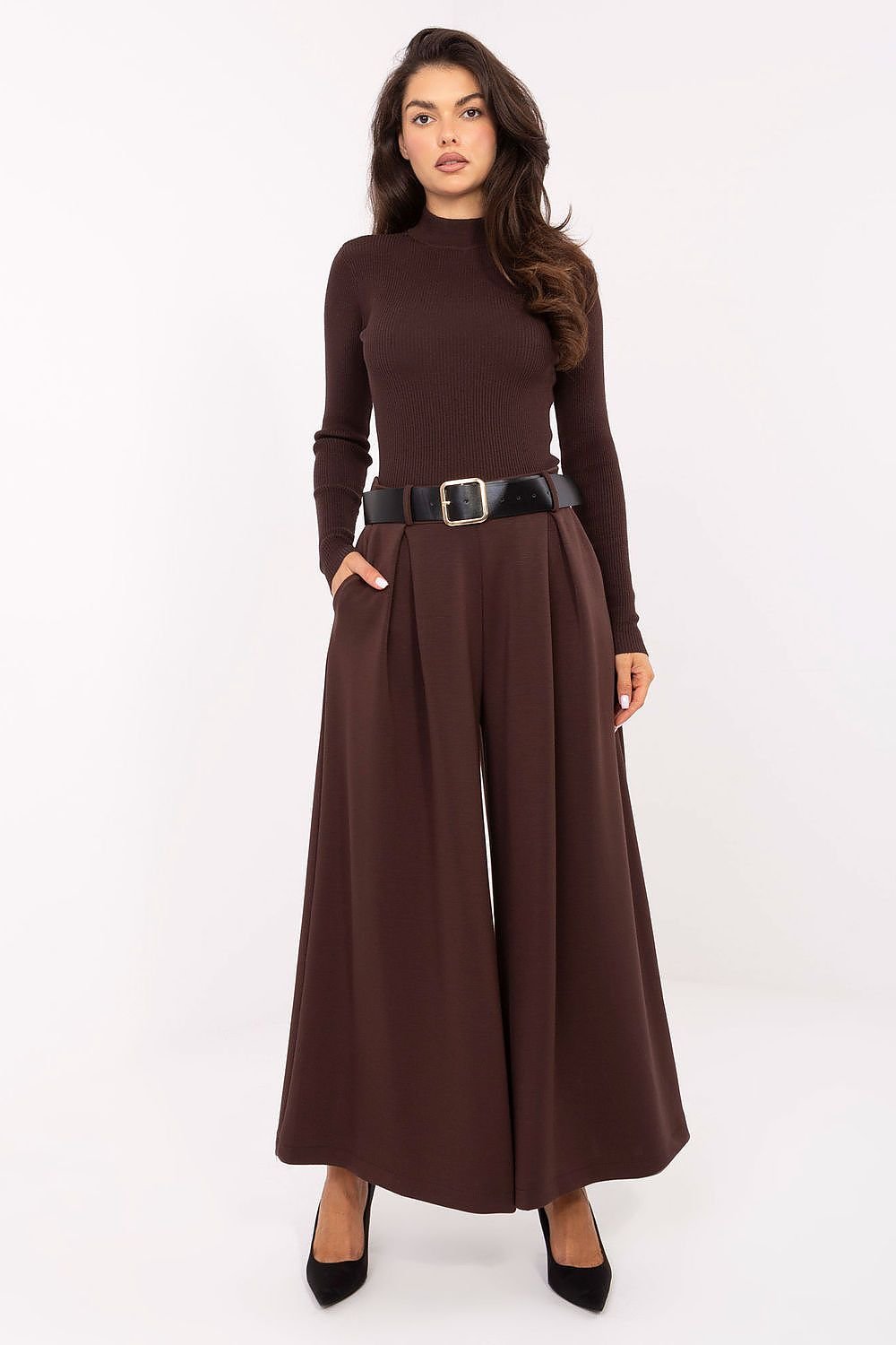 Women trousers model 218448 Italy Moda - ELEMODA