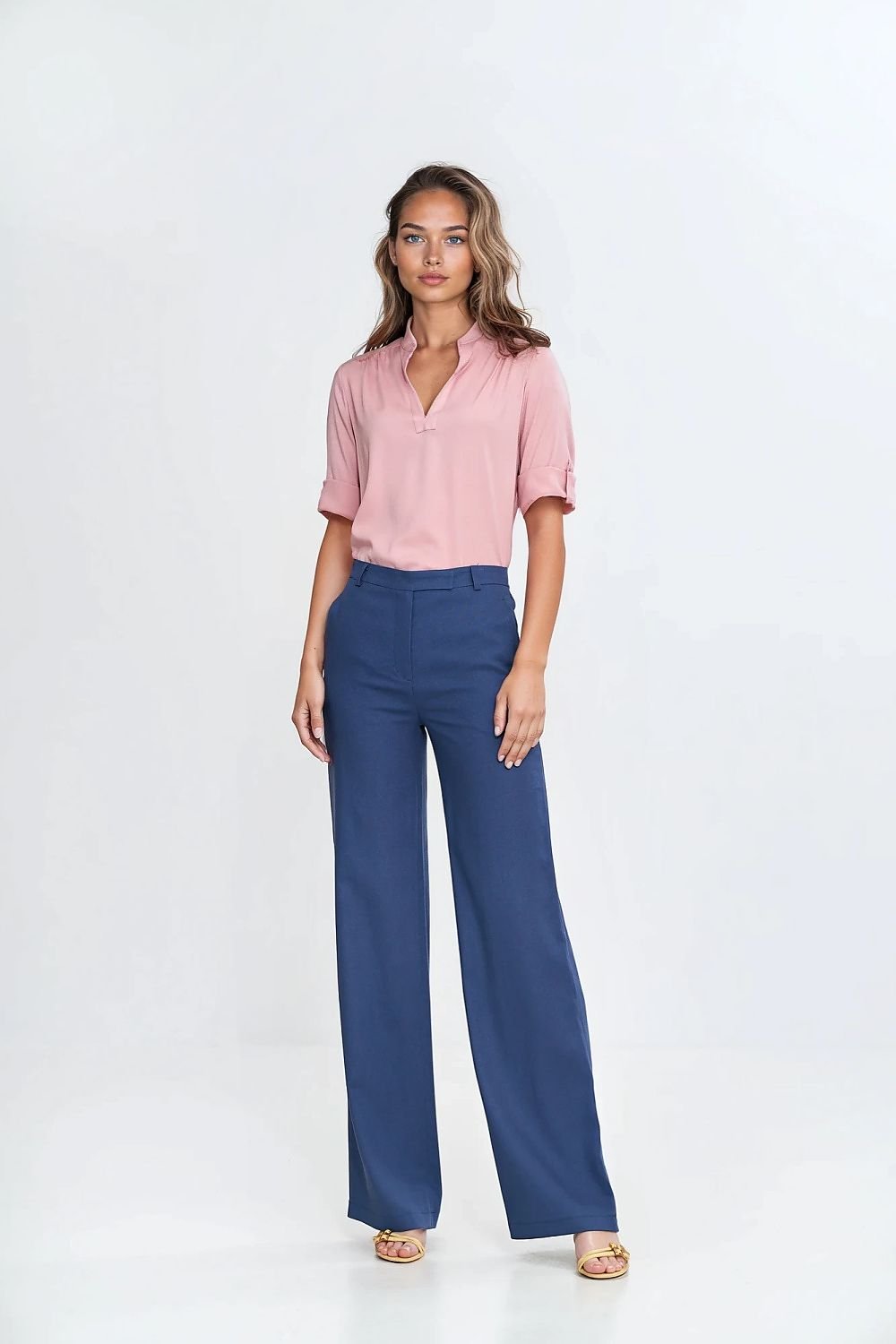 Women trousers model 211797 Nife - ELEMODA
