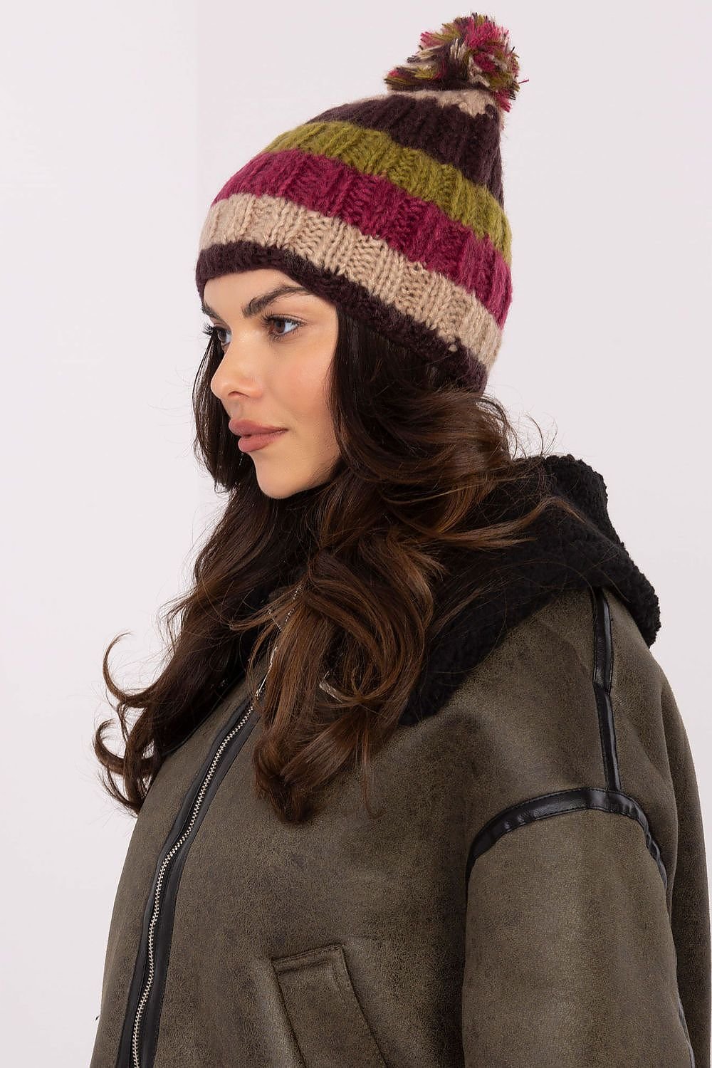 Cap model 203833 AT - ELEMODA