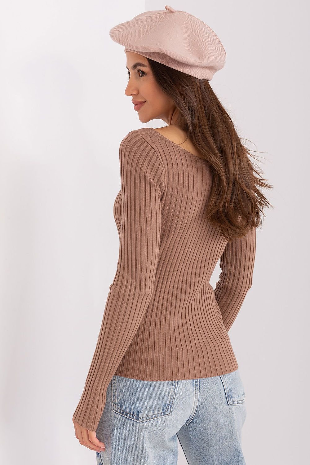 Beret model 185838 AT - ELEMODA