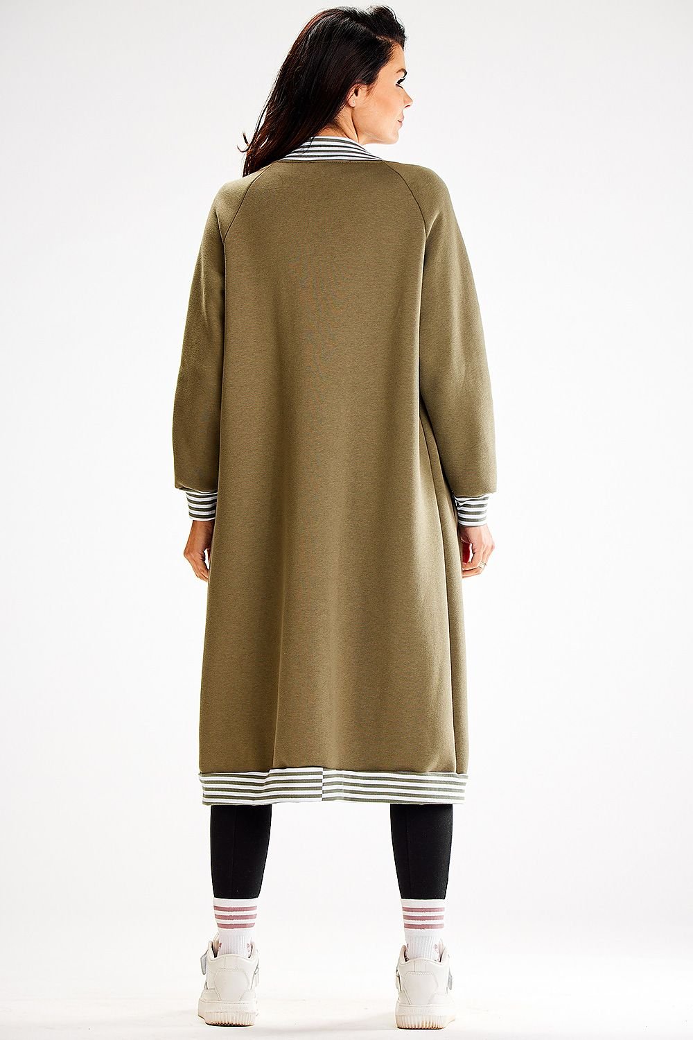 Sweatshirt model 187129 awama - ELEMODA