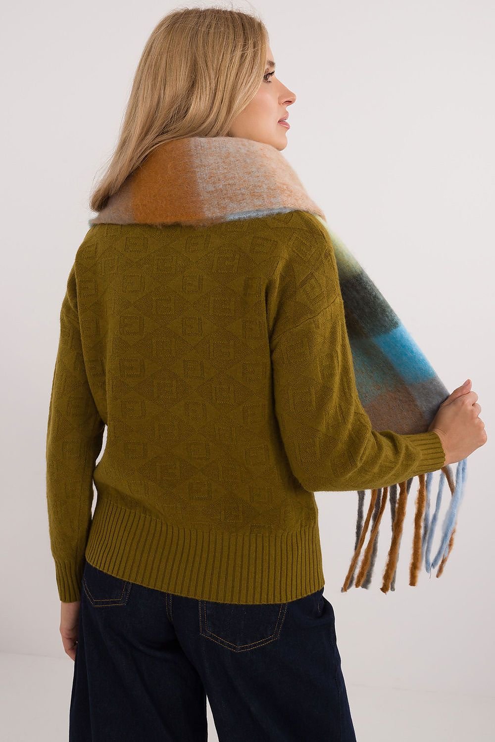 Shawl model 200279 AT - ELEMODA