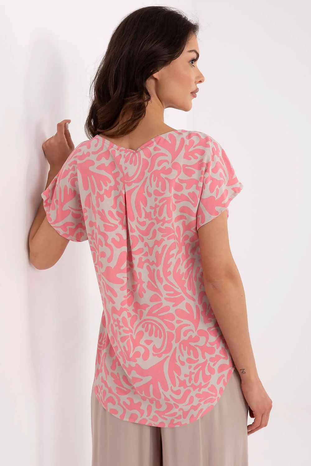 Blouse model 196918 Sublevel - ELEMODA