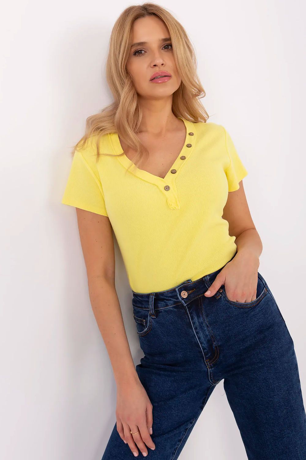 Blouse model 209822 Italy Moda - ELEMODA
