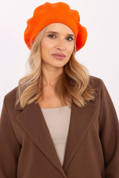 Beret model 185838 AT - ELEMODA