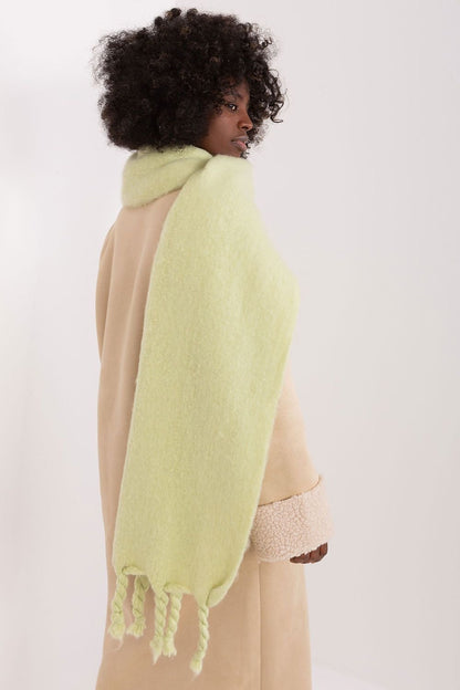 Shawl model 189883 AT - ELEMODA