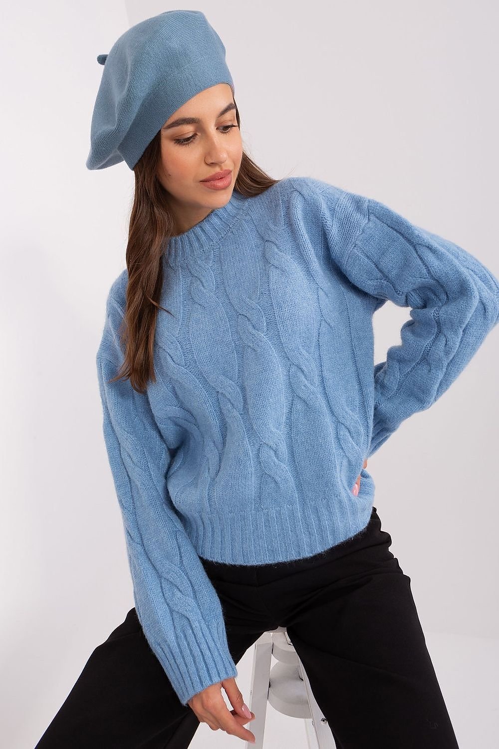 Beret model 185838 AT - ELEMODA