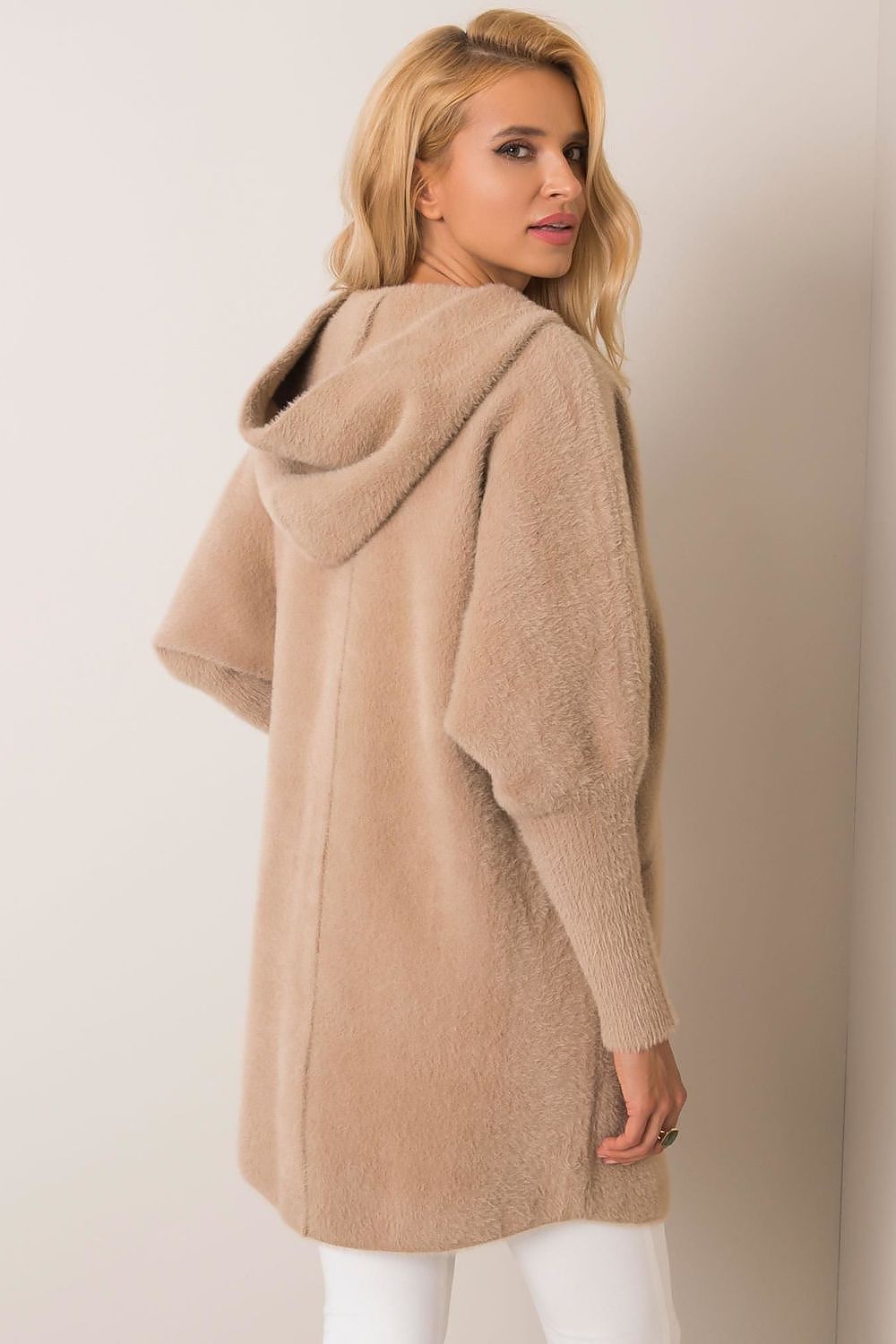 Coat model 171828 MBM - ELEMODA